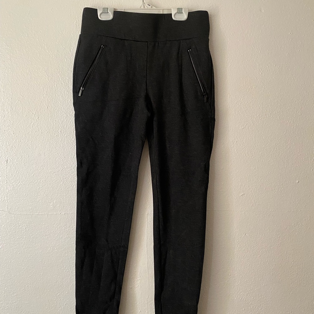 Ann Taylor Pull On Ankle Pants w/ Zipper Pockets